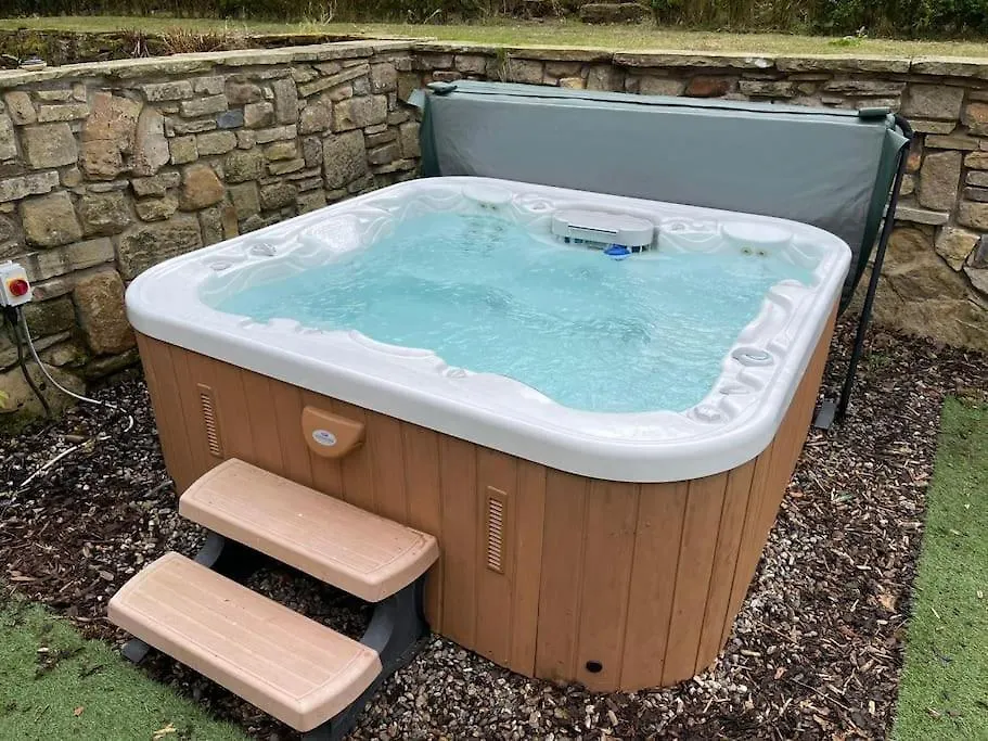 Holiday home Wycoller Cottage Listed Building With Hot Tub Laneshaw Bridge United Kingdom
